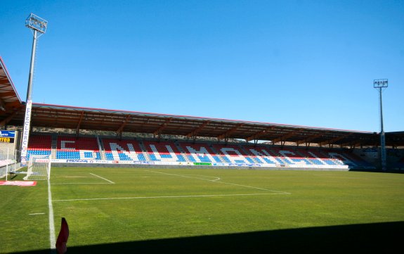 Nuevo Estadio Los Pajaritos