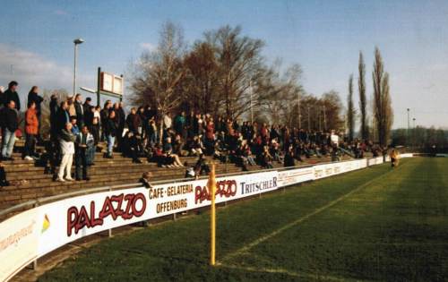 Karl-Heitz-Stadion - Längsseite