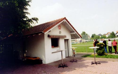 Rothe-Kampfbahn - Würstchenbude