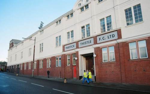 Firhill - Main Stand Auenansicht