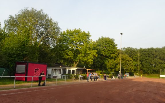 Sportplatz Wewelingstr.