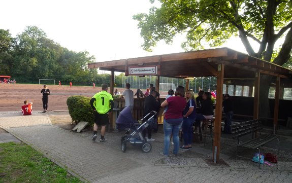 Sportplatz Wewelingstr.