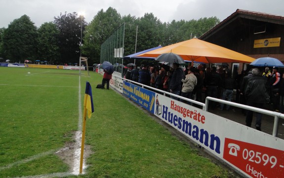 Sportplatz Werner
 Straße