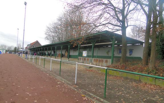 Reinhard-Niemeyer-Stadion