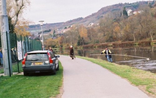 Stade du Camping - Fischen nach dem Spielgerät