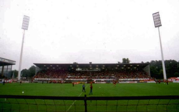 Georg-Melches-Stadion - Haupttribüne (Archivbild)