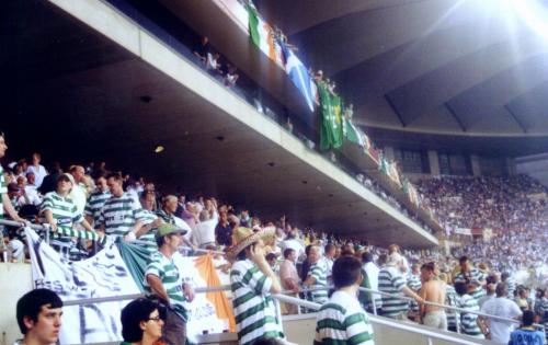 Estadio Olimpico Sevilla - Gegenseite mit Celtic-Fans