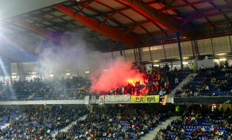 Stade Bonal - Heimfans