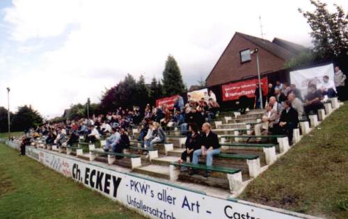 Am Holzplatz - 'Haupttribüne'