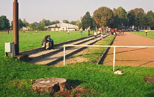 Jahnstadion - Lngsseite gegenber