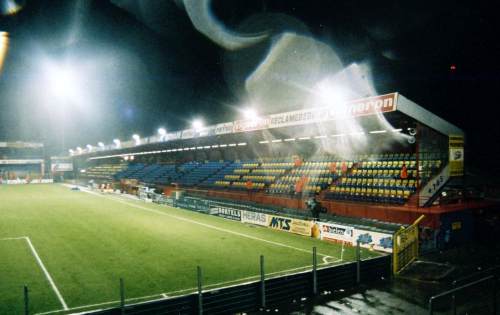 Sportpark Staaien - Gegentribüne