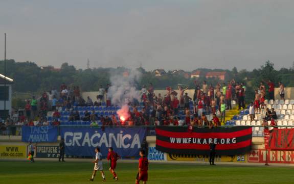 Rudara - Fans Tuzla beim Intro 2. Halbzeit