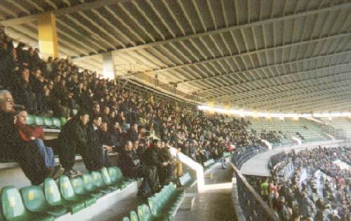 Stadio Bentegodi - Blick über die Westtribüne