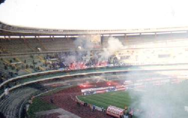 Stadio Bentegodi - ... und beim Intro