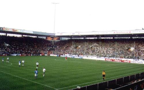 Ruhrstadion - Panorama mit Heimtribüne