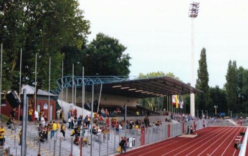 Lohrheidestadion  - Haupttribüne