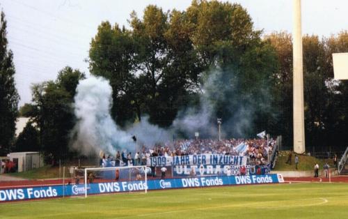 Lohrheidestadion  - VfL-Anhang als 'Auswärtsfans'