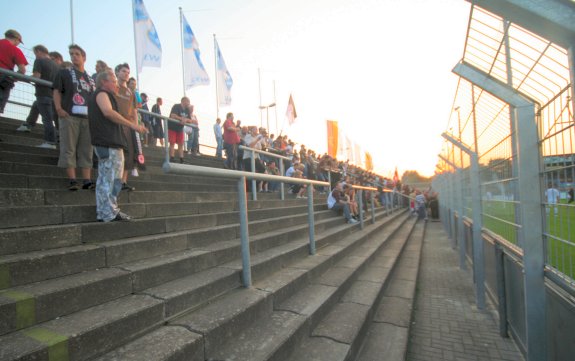 Jade-Stadion im Sportforum